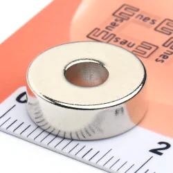 Magnes — średnica ⌀14,8 mm, otwór ⌀5,2 mm, grubość 5 mm — neodymowy (N38) - 006