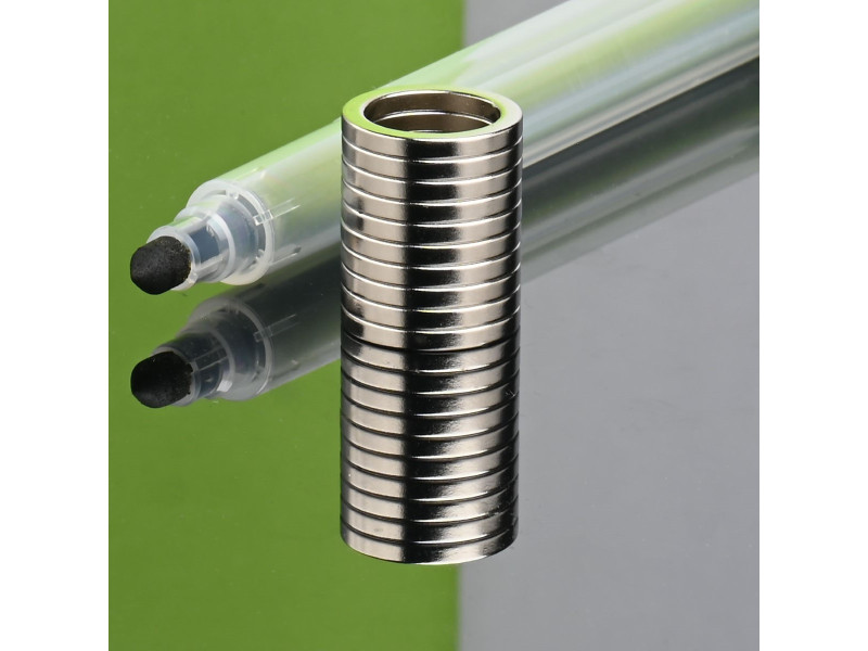 Magnes neodymowy — średnica ⌀16 mm, otwór ⌀12 mm, grubość 2 mm — pierścieniowy (N38)