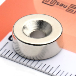 Magnes okrągły, pod wkręt — ⌀12 mm, ⌀7,2/⌀3,6 mm, wys. 5 mm — neodymowy (N38)