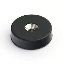 Magnes w gumie, okrągły, z otworem pod wkręt — ⌀21,5 mm, ⌀7,2/⌀3,6 mm, wys. 6,5 mm — neodymowy (N42)