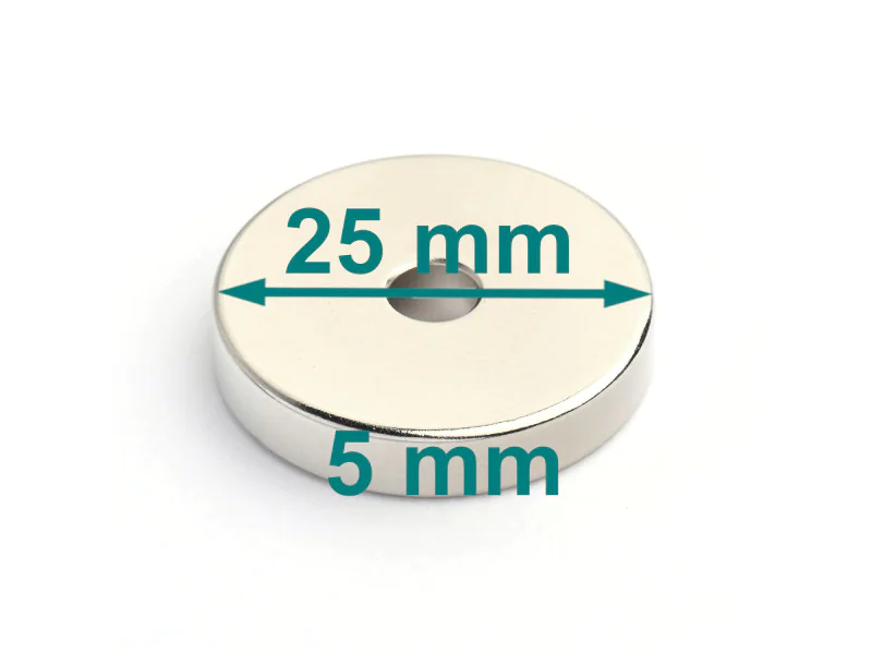 Magnes neodymowy — średnica ⌀25 mm, otwór ⌀5 mm, grubość 5 mm — materiał N38 Magnes neodymowy — średnica ⌀25 mm, otwór ⌀5 mm, grubość 5 mm — materiał N38