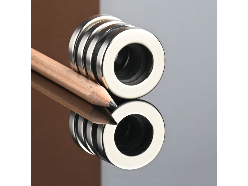 Magnes neodymowy — średnica ⌀27 mm, otwór ⌀16 mm, grubość 5 mm — pierścieniowy (N38)