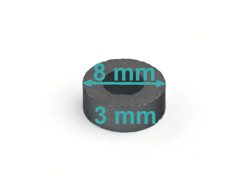 Magnes — średnica ⌀8 mm, otwór ⌀4 mm, wysokość 3 mm — ferrytowy (F30)