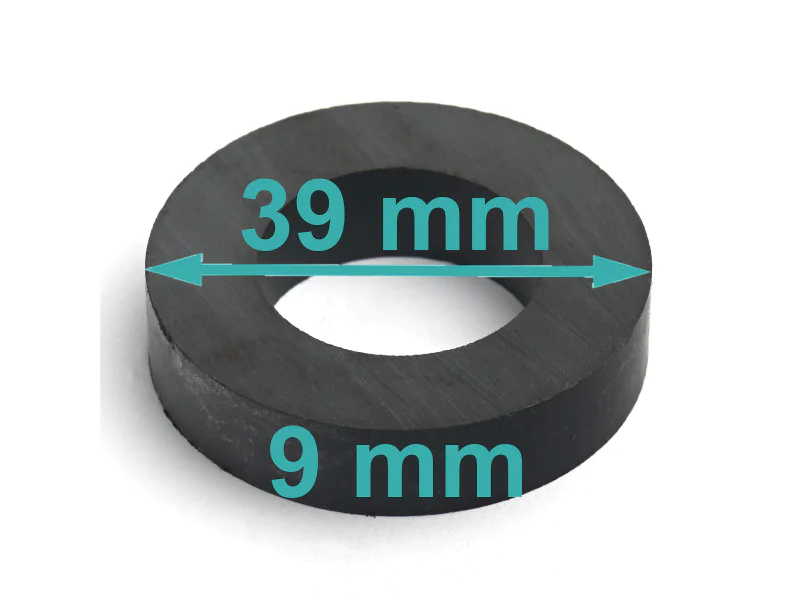 Magnes — średnica ⌀39 mm, otwór ⌀22,5 mm, wysokość 9 mm — ferrytowy (F30)