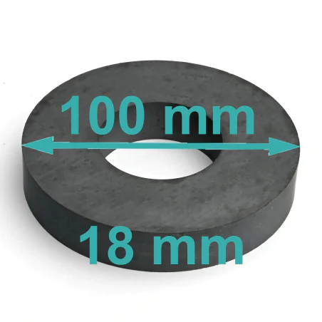 Magnes — średnica ⌀100 mm, otwór ⌀45 mm, wysokość 18 mm — ferrytowy (F30)