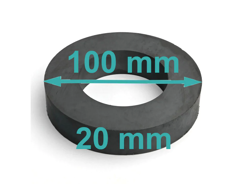 Magnes — średnica ⌀100 mm, otwór ⌀57 mm, wysokość 20 mm — ferrytowy (F30)