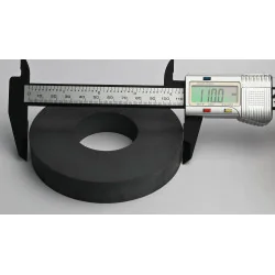 Magnes — średnica ⌀110 mm, otwór ⌀45 mm, wysokość 18 mm — ferrytowy (F30) - 003