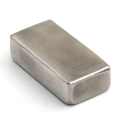 Magnes obudowany 42,5x20,5x12 / N - 004