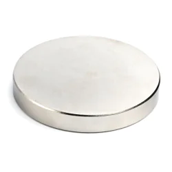 Bardzo mocny magnes — ⌀70 mm, grubość 10 mm — neodymowy (N35) - 008