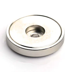 Magnes w obudowie — średnica ⌀36 mm, z otworem pod płaski łeb śruby — neodymowy - 0011