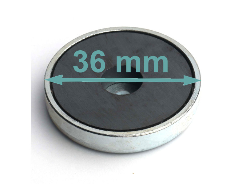 Magnes w obudowie — średnica ⌀36 mm, z otworem pod płaski łeb śruby — ferrytowy