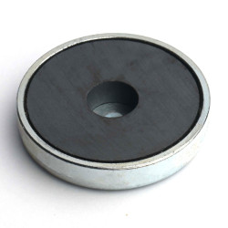 Magnes w obudowie — średnica ⌀36 mm, z otworem pod płaski łeb śruby — ferrytowy - 007