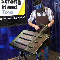 Przenośny stół spawalniczy TS3020 NOMAD™ Stronghandtools