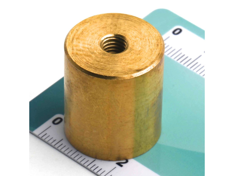 Magnes w obudowie mosiężnej, ⌀22,3 mm, gwint wewn. M6, wys. 25 mm, Samarowo-kobaltowy