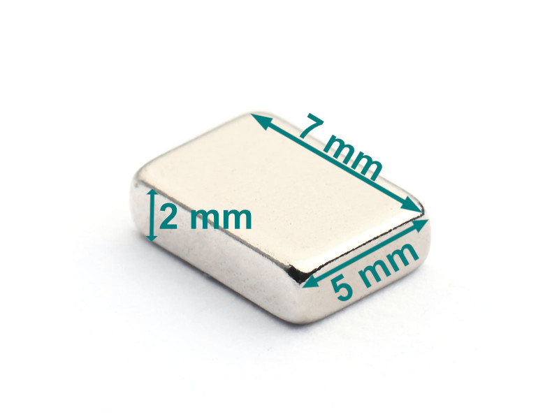 Magnes — długość 7 mm, szerokość 5 mm, wysokość 2 mm — neodymowy (N38)