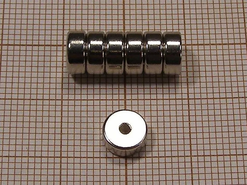 MP 7 x 1,5 x 3 / N35 - magnes neodymowy